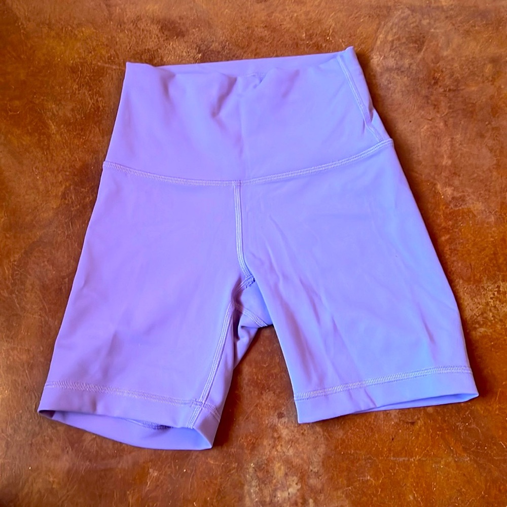 Lululemon align high-rise biker short 6 inch size 2